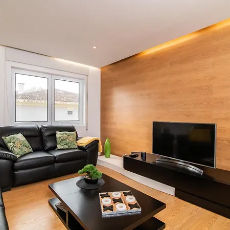 Encantador No Centro De * Ponta Delgada