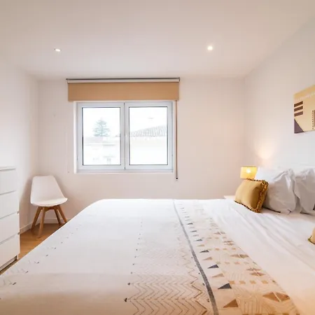 Encantador No Centro De